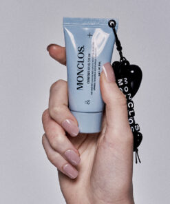 MONCLOS COMFORT HAND CREAM WITH KEYRING 30ml
 (TENDER GARDEN)